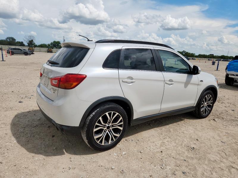 Parquets MITSUBISHI OUTLANDER 2016 White