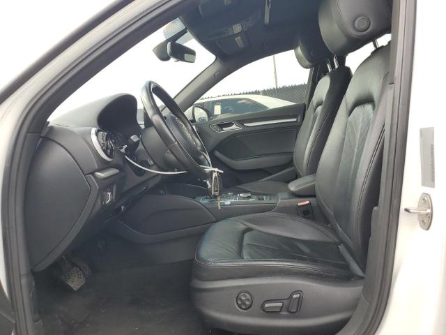 Hatchbacks AUDI A3 2016 Biały