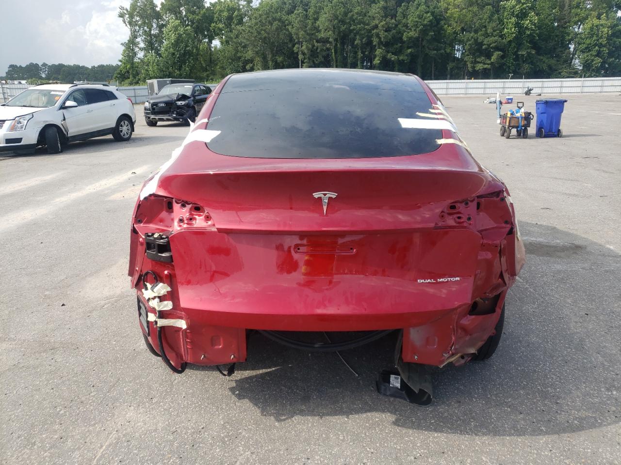 2025 Tesla Model Y VIN: 7SAYGAEE1SF302297 Lot: 64965985