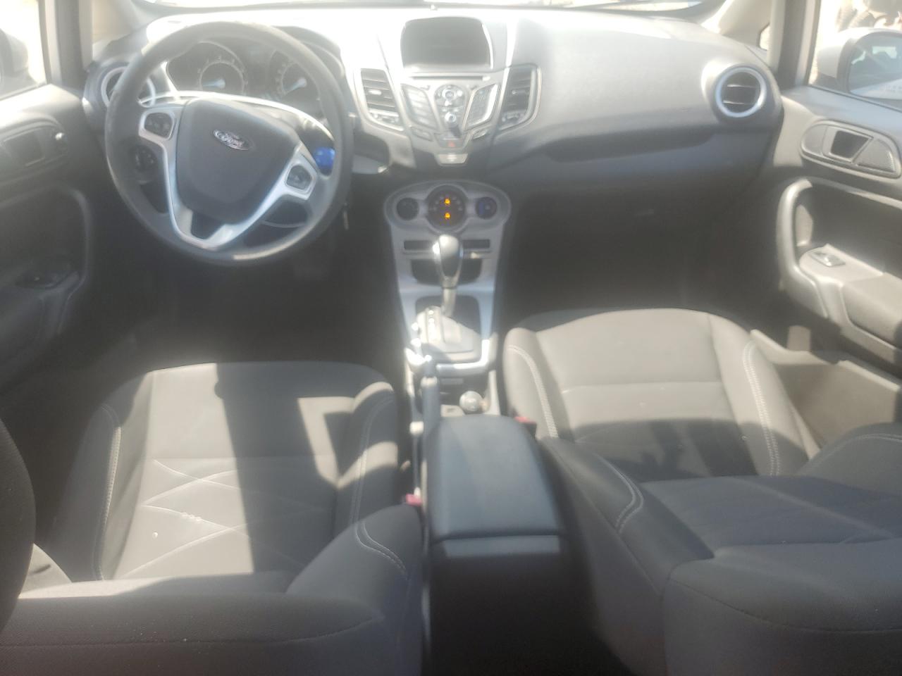 3FADP4EJ8HM142665 2017 Ford Fiesta Se