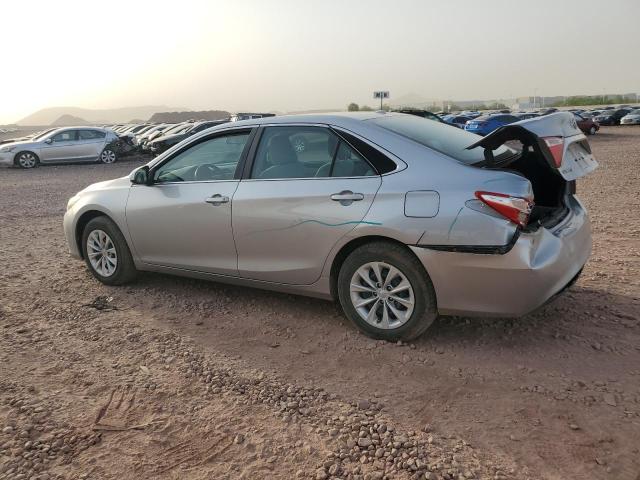  TOYOTA CAMRY 2016 Серебристый