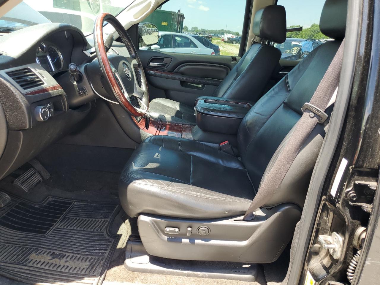 2012 Cadillac Escalade Esv Luxury VIN: 1GYS4HEFXCR173432 Lot: 63276165