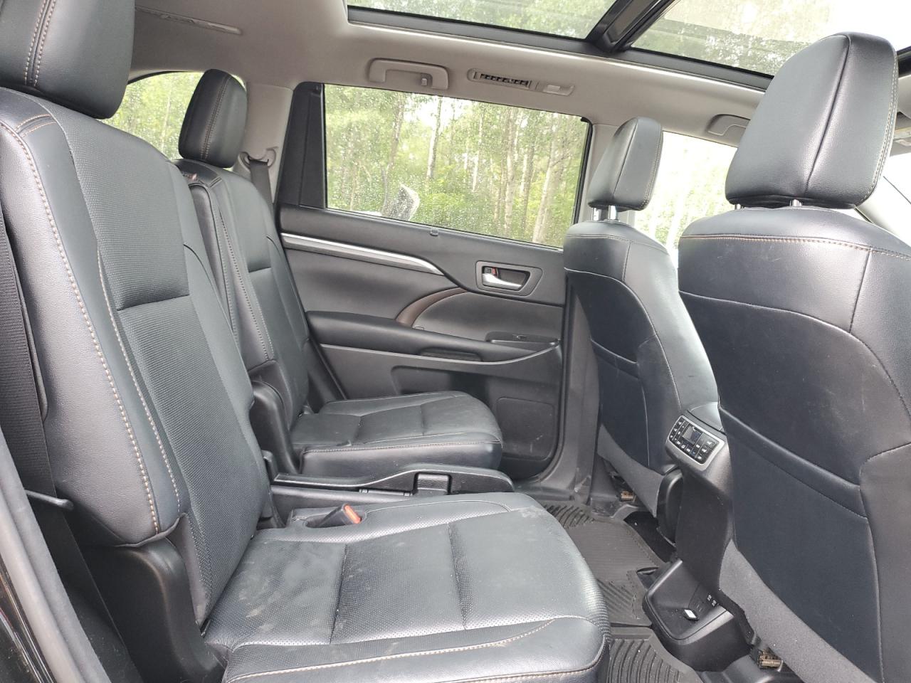 2017 Toyota Highlander Limited VIN: 5TDDZRFH8HS418131 Lot: 63709865