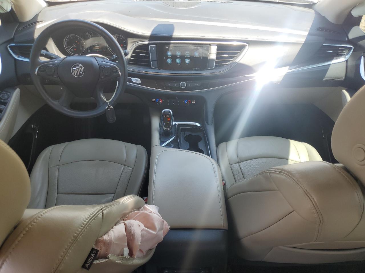 2018 Buick Enclave Essence VIN: 5GAERBKW5JJ140258 Lot: 65080635