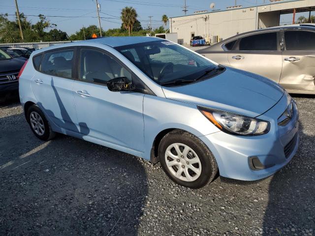 Hatchbacks HYUNDAI ACCENT 2014 Granatowy