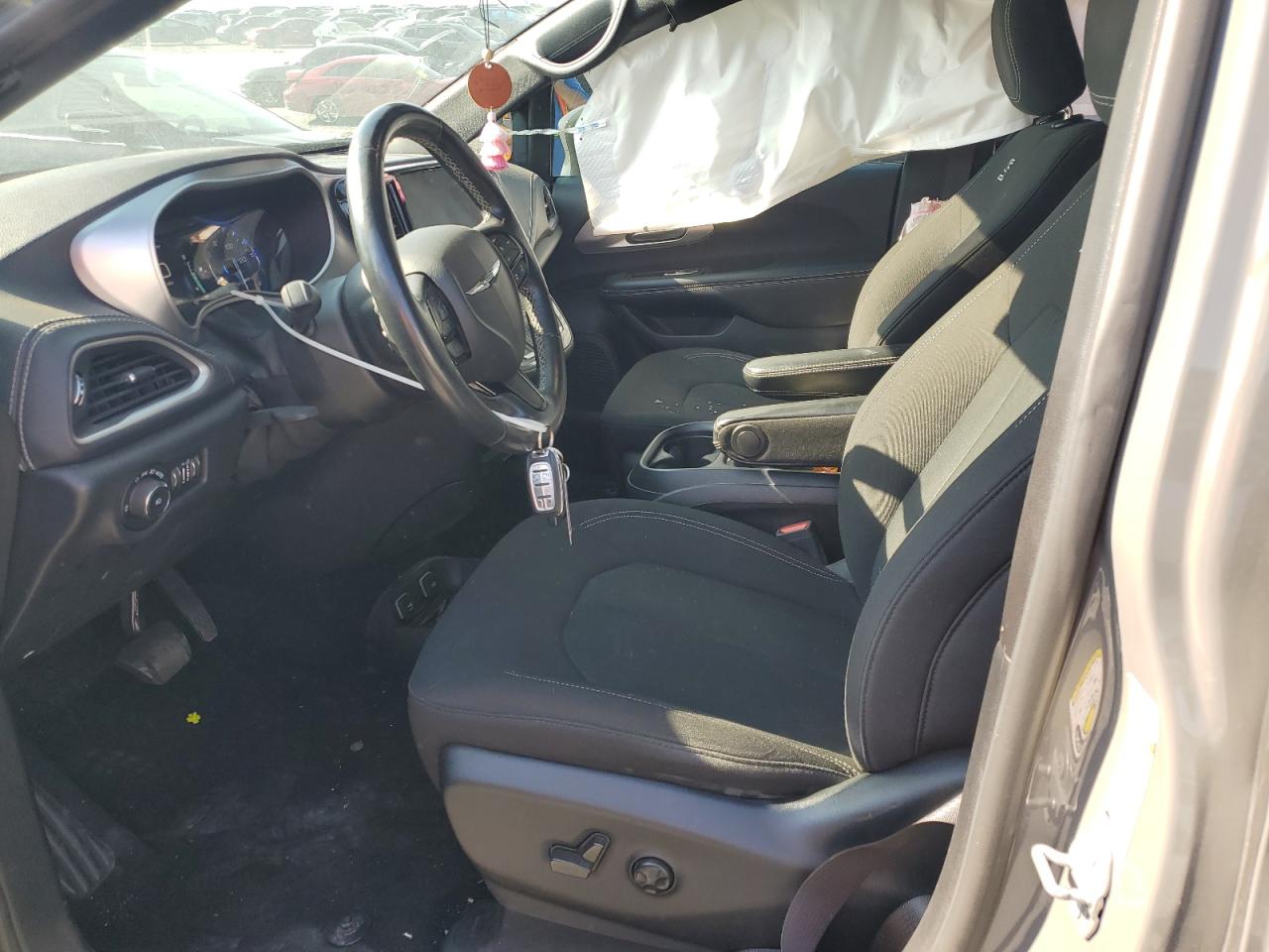 2021 Chrysler Pacifica Touring VIN: 2C4RC1FG7MR557816 Lot: 62388135