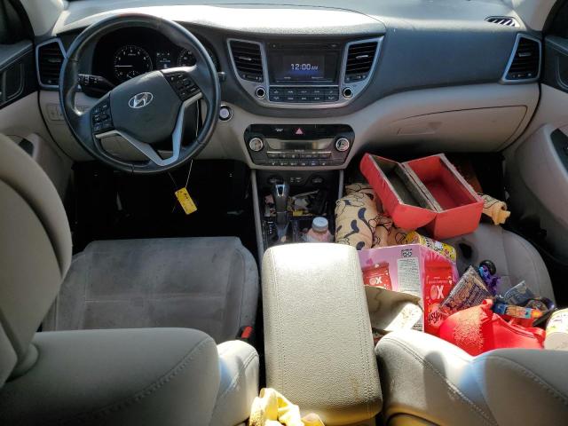 Parquets HYUNDAI TUCSON 2017 Biały