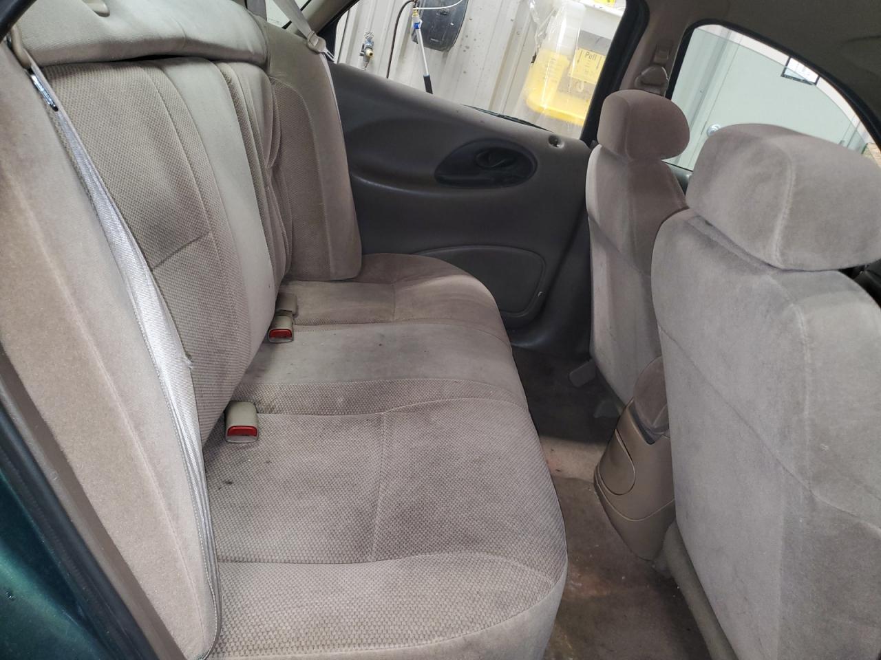 1999 Ford Taurus Se VIN: 1FAFP53U2XG220085 Lot: 66205335