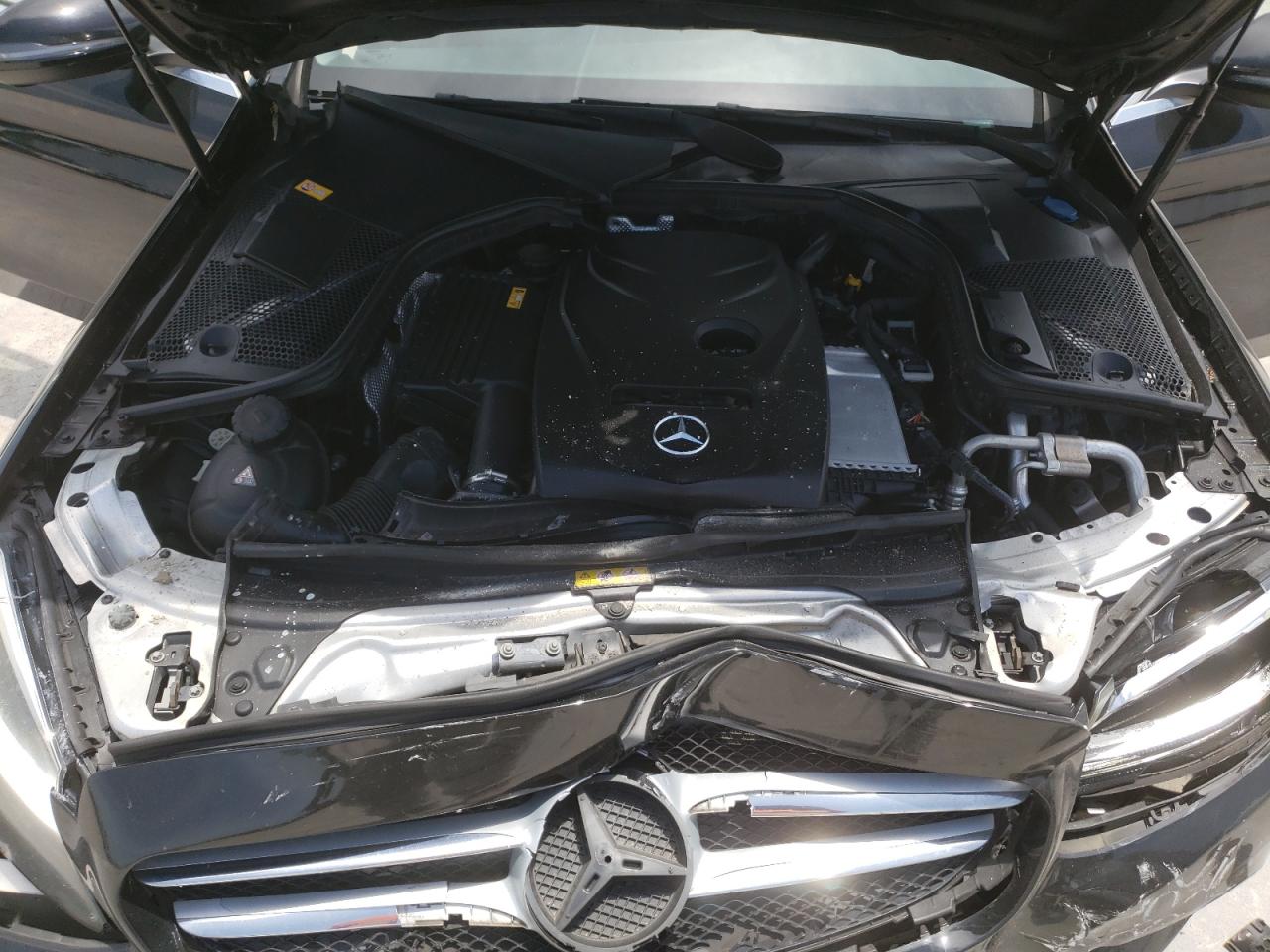 2016 Mercedes-Benz C 300 VIN: 55SWF4JB1GU154775 Lot: 63486145