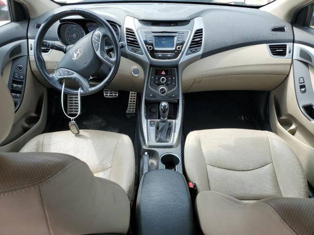  HYUNDAI ELANTRA 2015 Красный