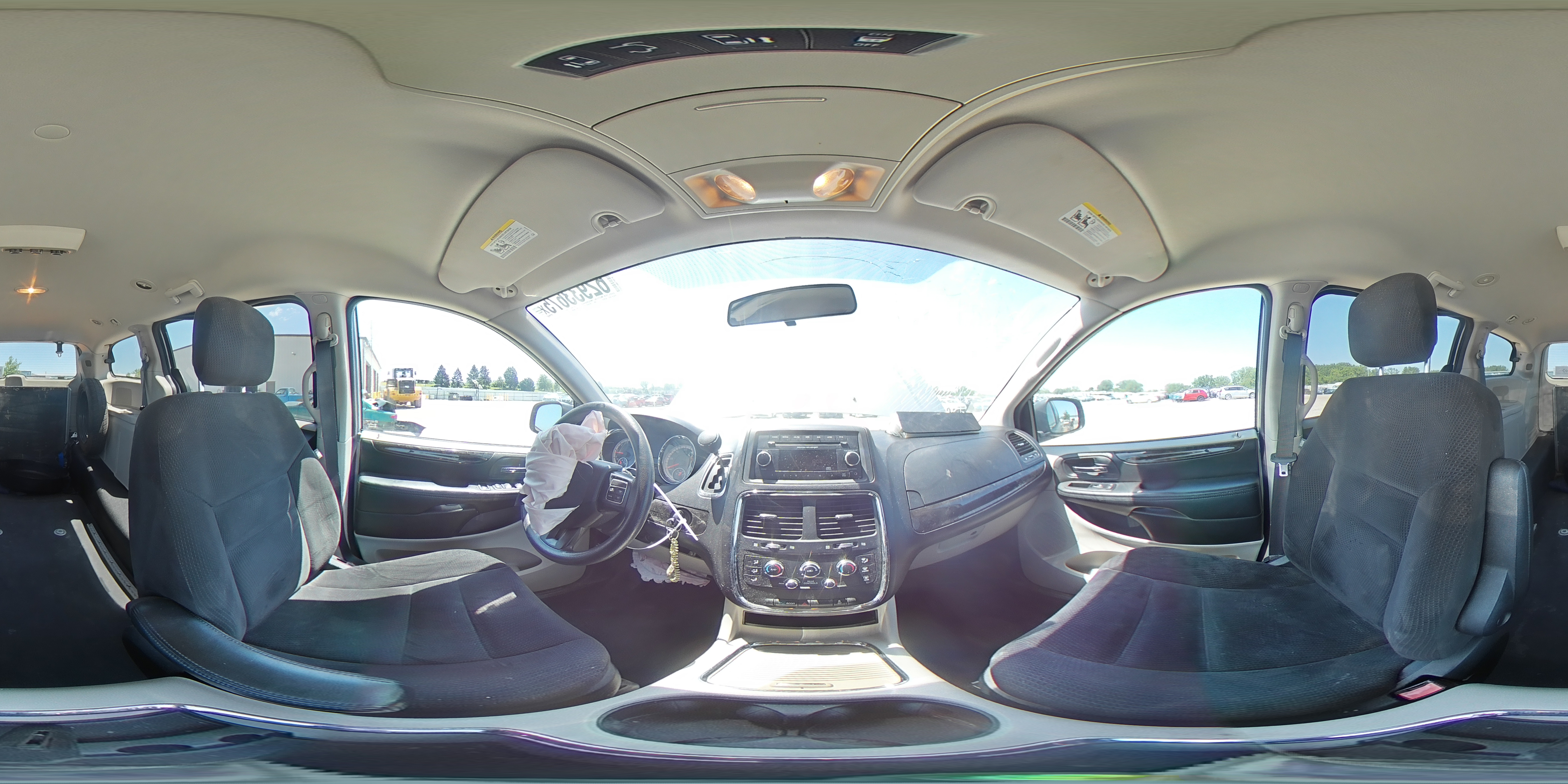 2015 Dodge Grand Caravan Sxt VIN: 2C4RDGCG3FR556198 Lot: 62933675