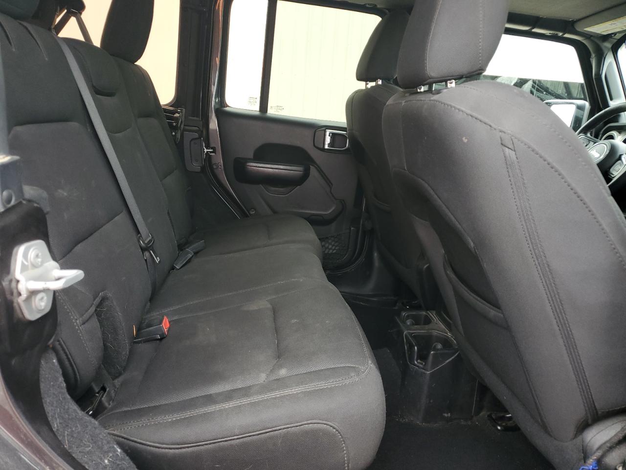 2019 Jeep Wrangler Unlimited Sport VIN: 1C4HJXDG8KW613841 Lot: 63867985