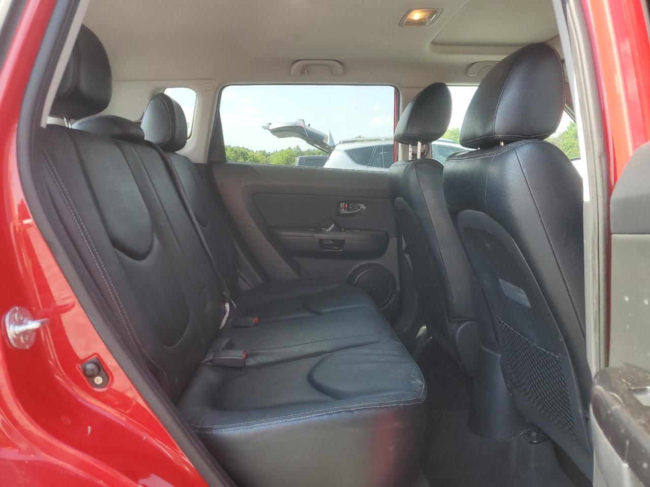 2011 Kia Soul + VIN: KNDJT2A24B7295802 Lot: 63783035