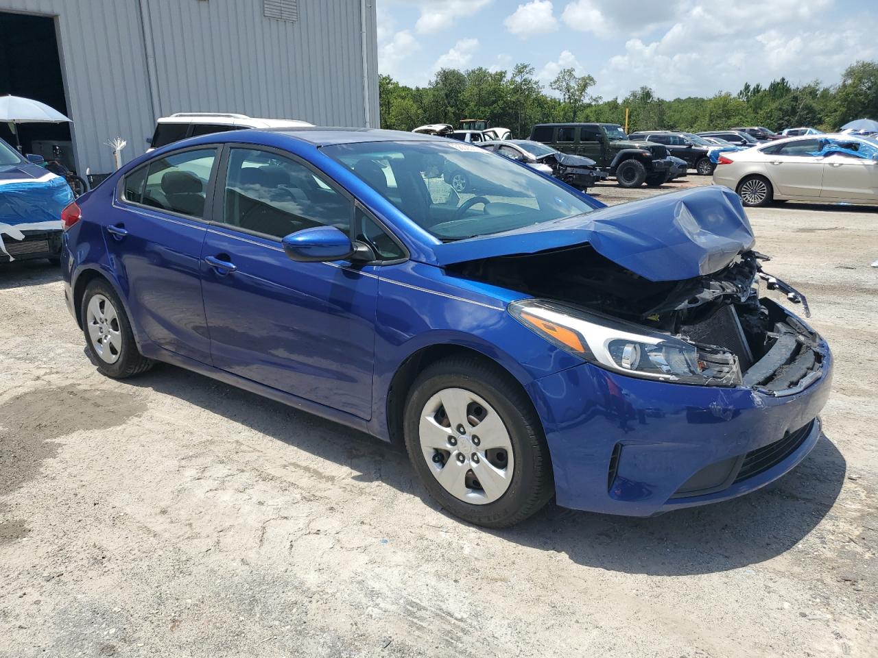 3kpfk4a70he135263 3KPFK4A70HE135263 2017 Kia Forte Lx