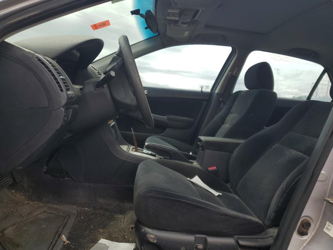 2004 Honda Accord Ex VIN: 1HGCM56664A017476 Lot: 64121185