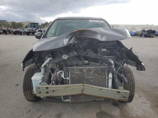  NISSAN VERSA 2017 Szary