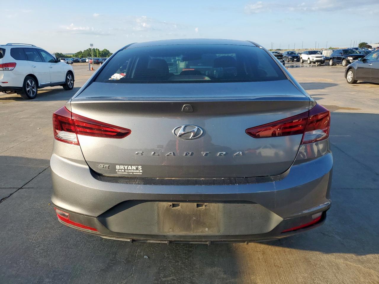 2019 Hyundai Elantra Se VIN: 5NPD74LF7KH411874 Lot: 63462775