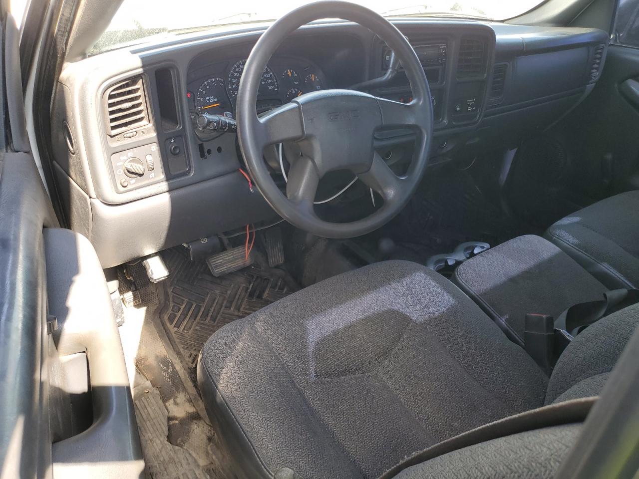 2005 GMC Sierra K2500 Heavy Duty VIN: 1GDHK24U35E298264 Lot: 63461395