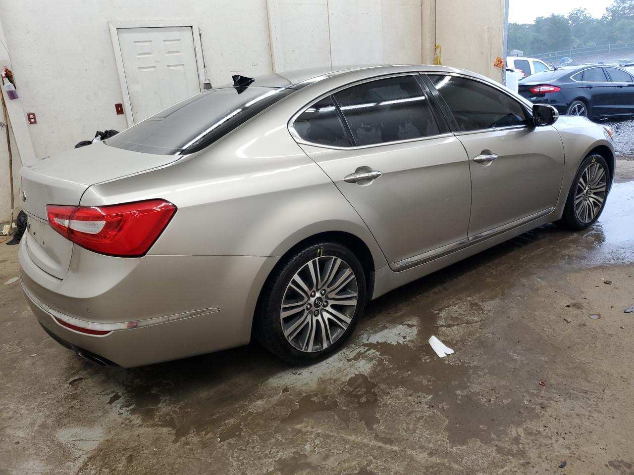 2014 Kia Cadenza Premium VIN: KNALN4D79E5125227 Lot: 63102905