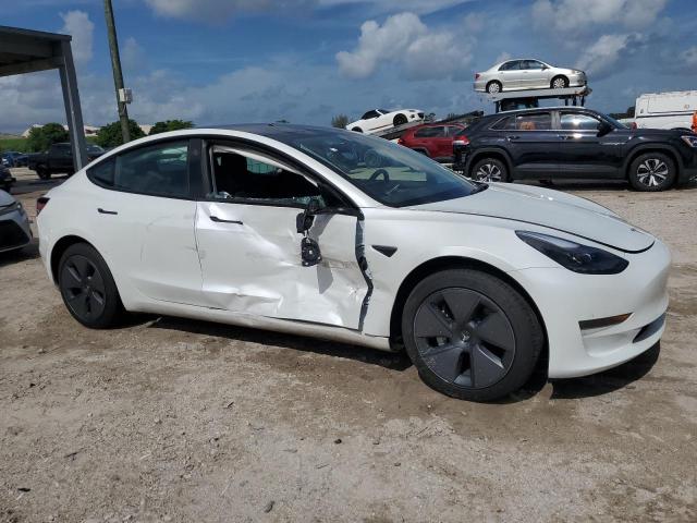  TESLA MODEL 3 2023 Biały