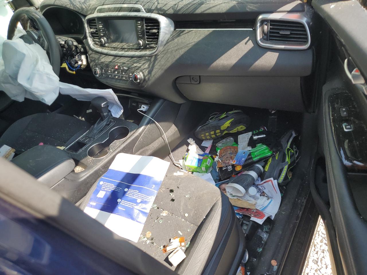 2019 Kia Sorento L VIN: 5XYPG4A38KG533284 Lot: 65169425