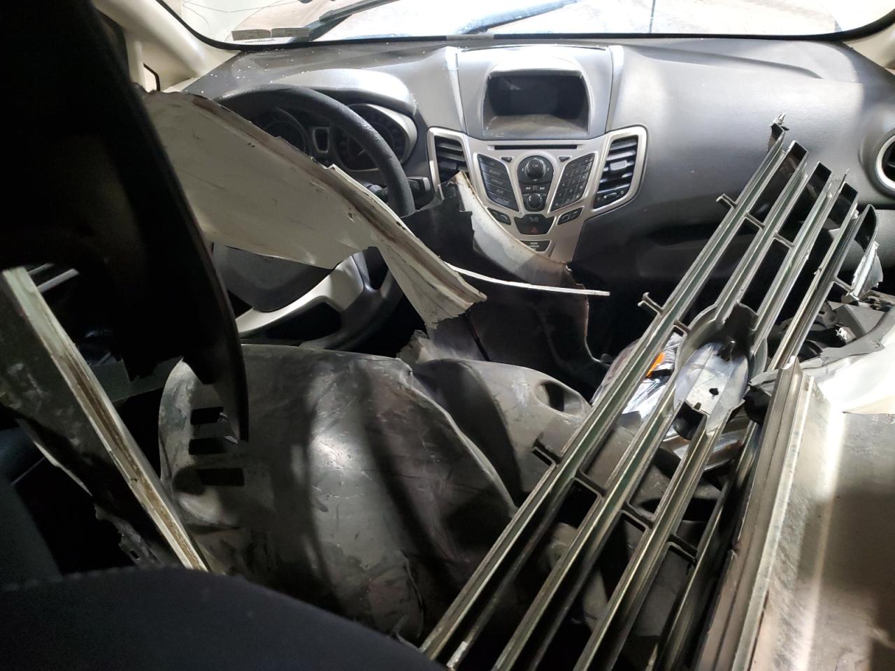 3FADP4BJ6CM176018 2012 Ford Fiesta Se