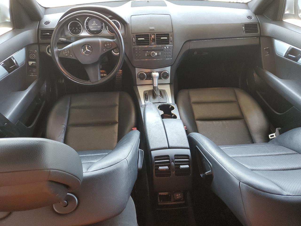 2009 Mercedes-Benz C 300 VIN: WDDGF54X99R043896 Lot: 63463445