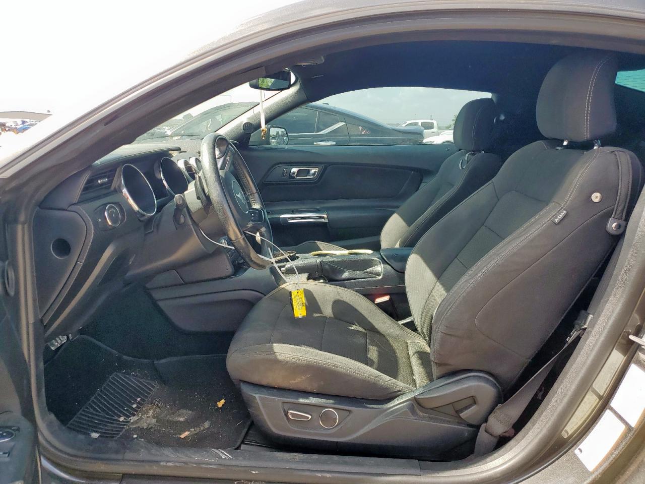 2016 Ford Mustang VIN: 1FA6P8AMXG5317552 Lot: 64510845