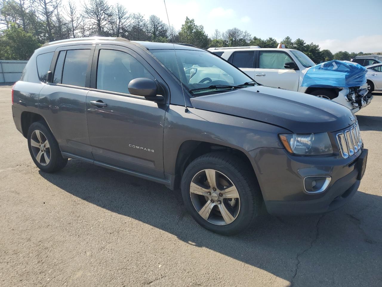 2016 Jeep Compass Latitude VIN: 1C4NJDEB9GD558260 Lot: 64903345
