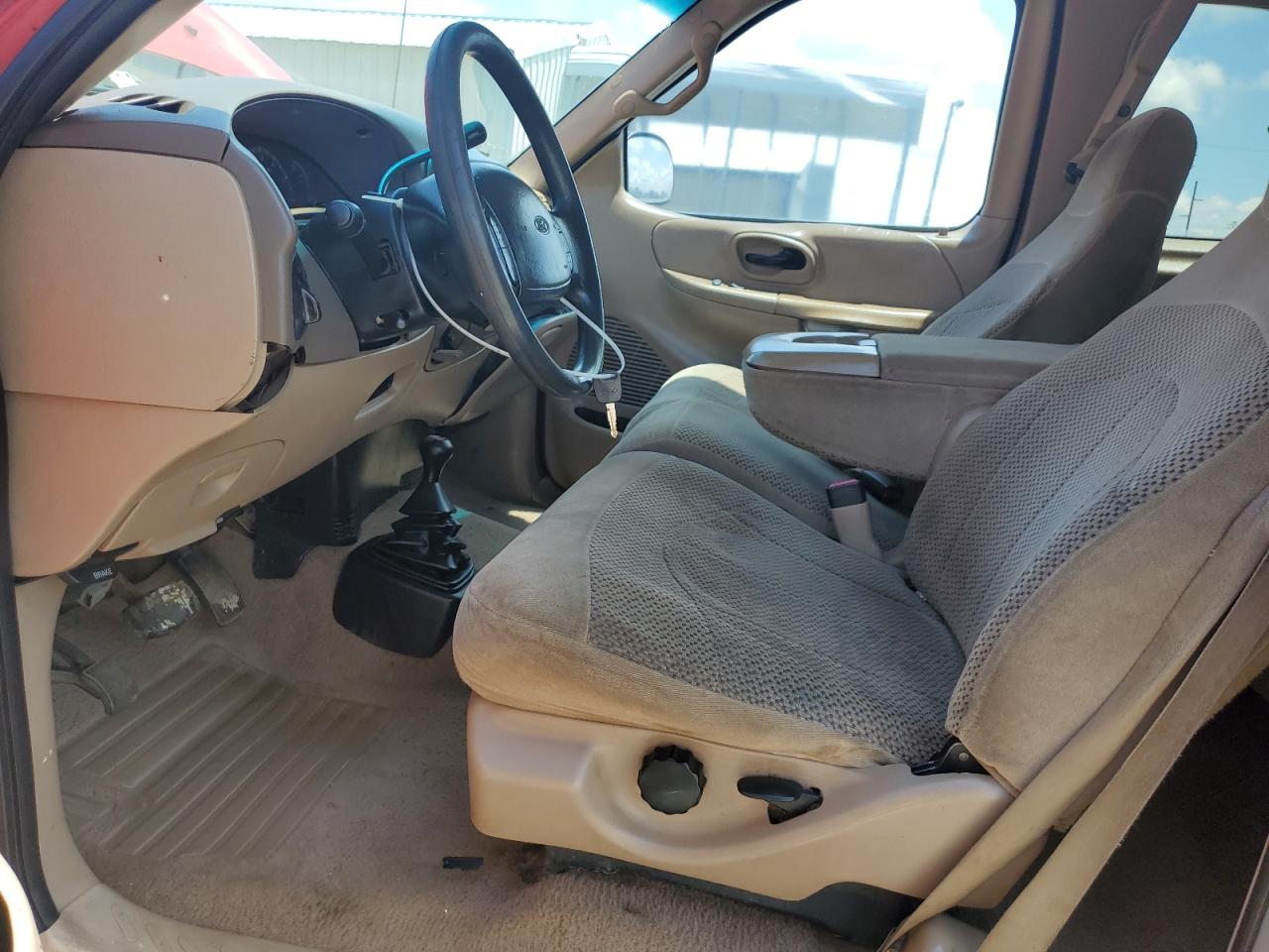 1999 Ford F150 VIN: 1FTRX08W8XKB44244 Lot: 62678165