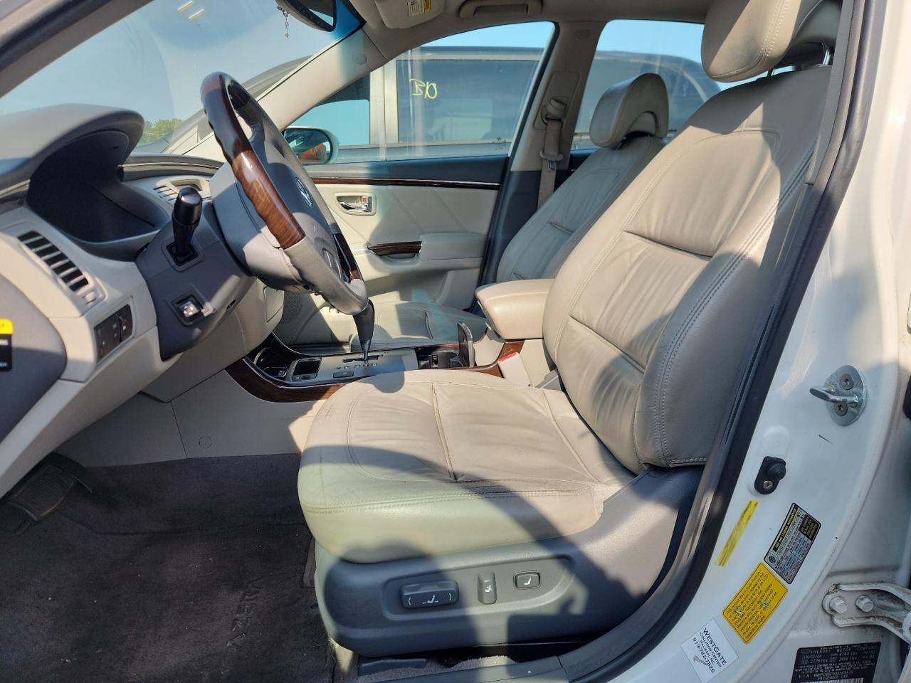 2009 Hyundai Azera Se VIN: KMHFC46F89A369678 Lot: 66942235