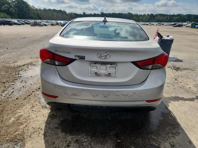  HYUNDAI ELANTRA 2015 Srebrny