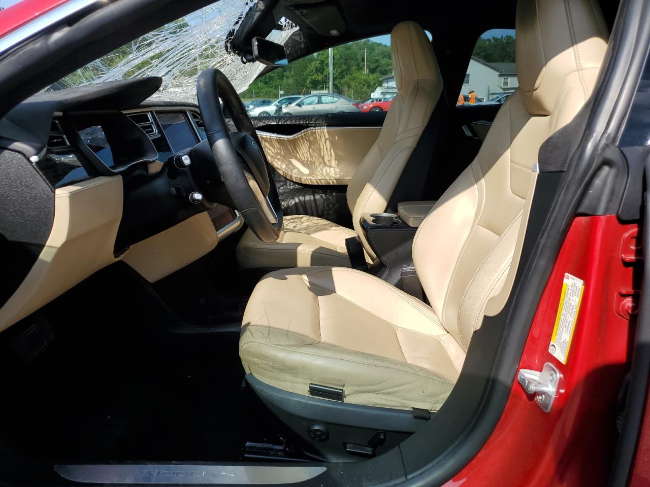 2015 Tesla Model S VIN: 5YJSA1E24FF118598 Lot: 62764845