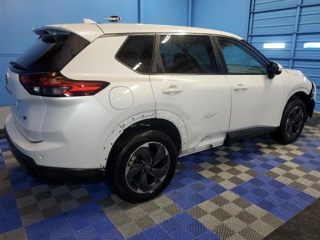  NISSAN ROGUE 2024 Белы
