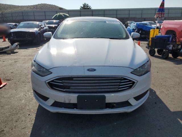  FORD FUSION 2018 Белы