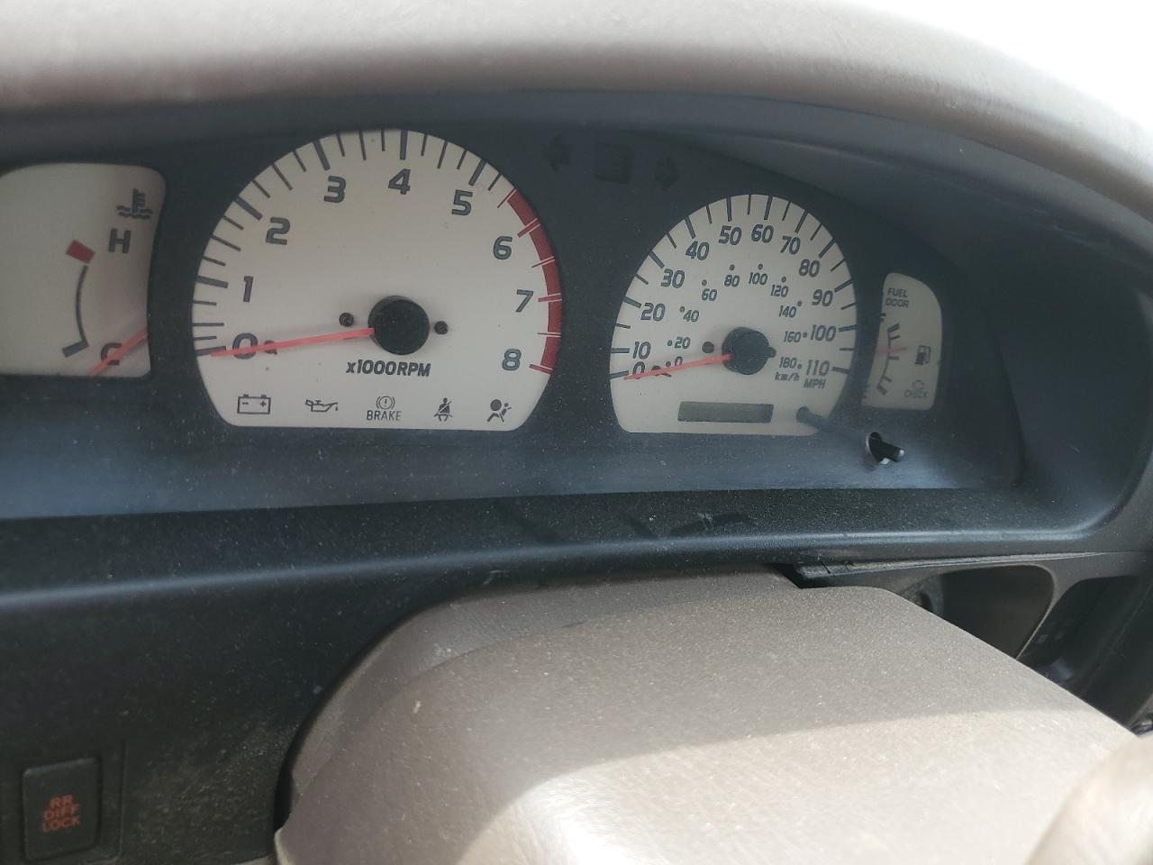 2004 Toyota Tacoma Xtracab VIN: 5TEWN72ND4Z450252 Lot: 65423065