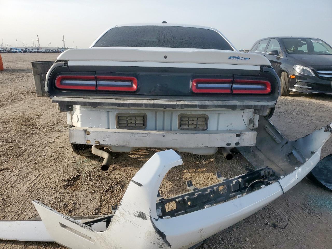 2018 Dodge Challenger Sxt VIN: 2C3CDZAG8JH138579 Lot: 62930725