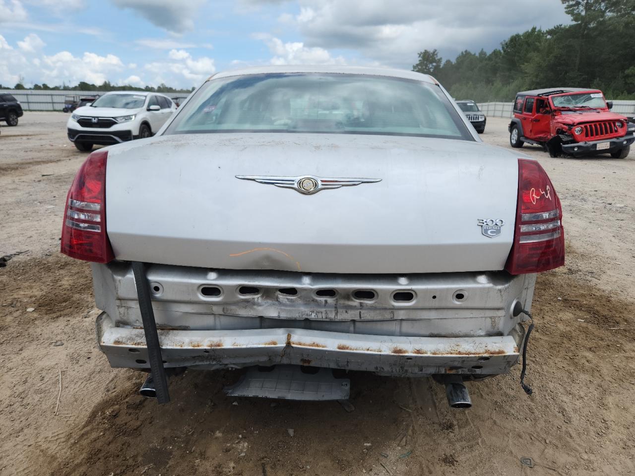 2005 Chrysler 300C VIN: 2C3JA63H15H686692 Lot: 64210665