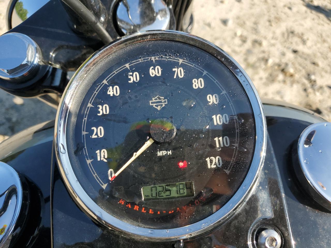 2015 Harley-Davidson Fxdf Dyna Fat Bob VIN: 1HD1GYM14FC318484 Lot: 65930035