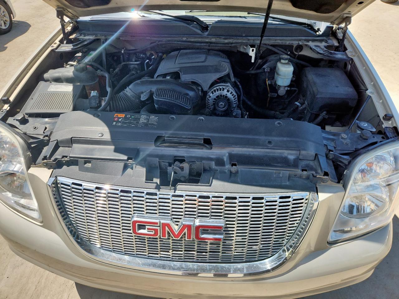 2012 GMC Yukon Slt VIN: 1GKS1CE03CR139642 Lot: 65587155