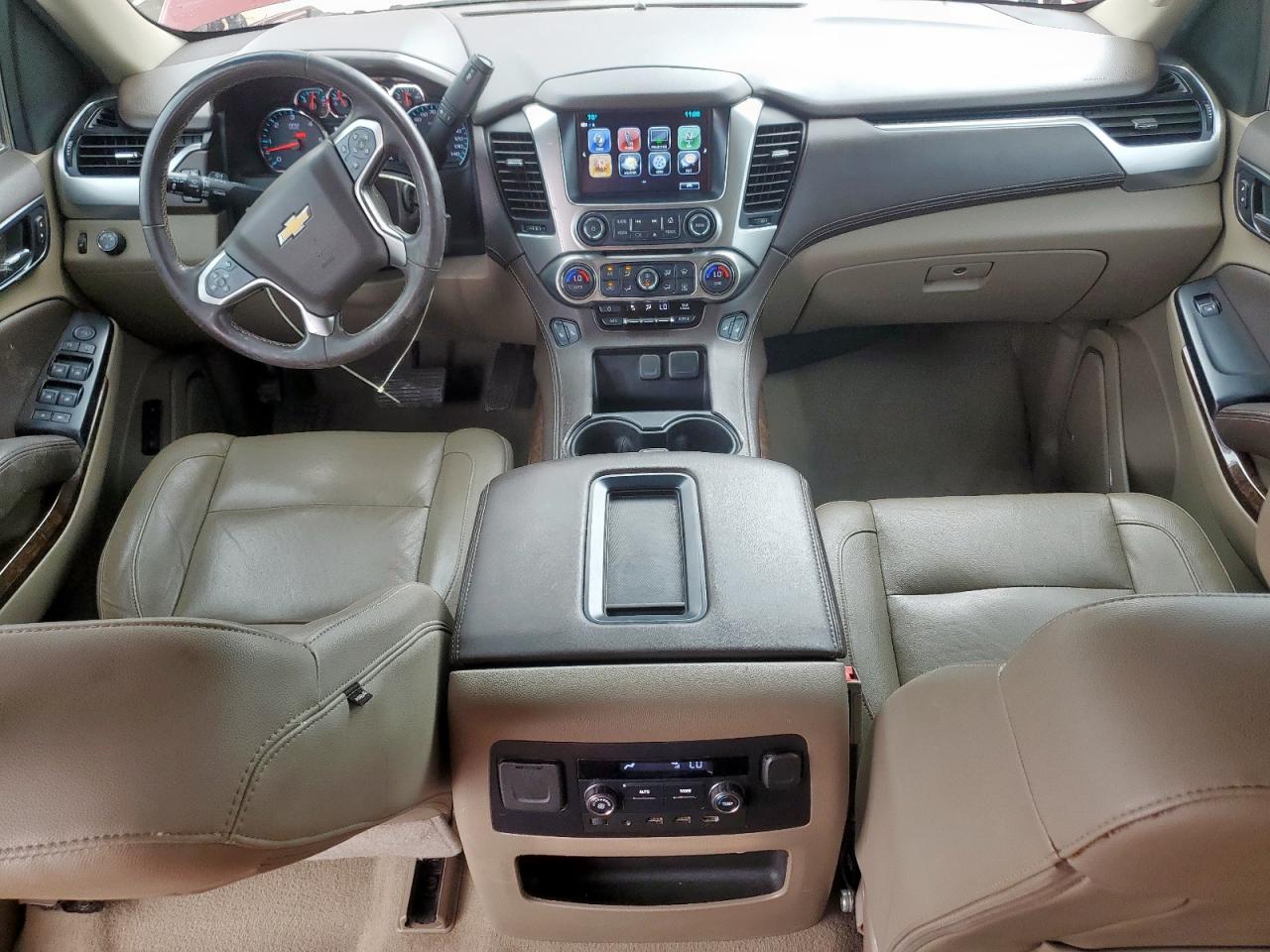 2019 Chevrolet Suburban C1500 Lt VIN: 1GNSCHKC1KR338809 Lot: 62541525