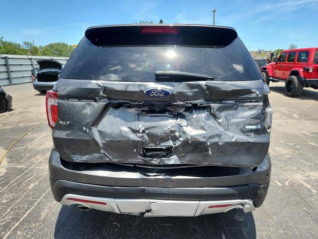 Parquets FORD EXPLORER 2016 Szary