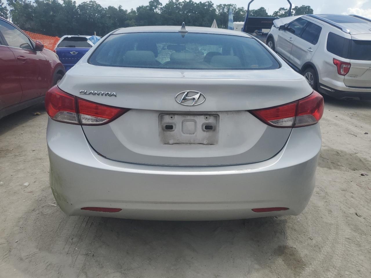 2013 Hyundai Elantra Gls VIN: KMHDH4AE5DU002946 Lot: 63561175