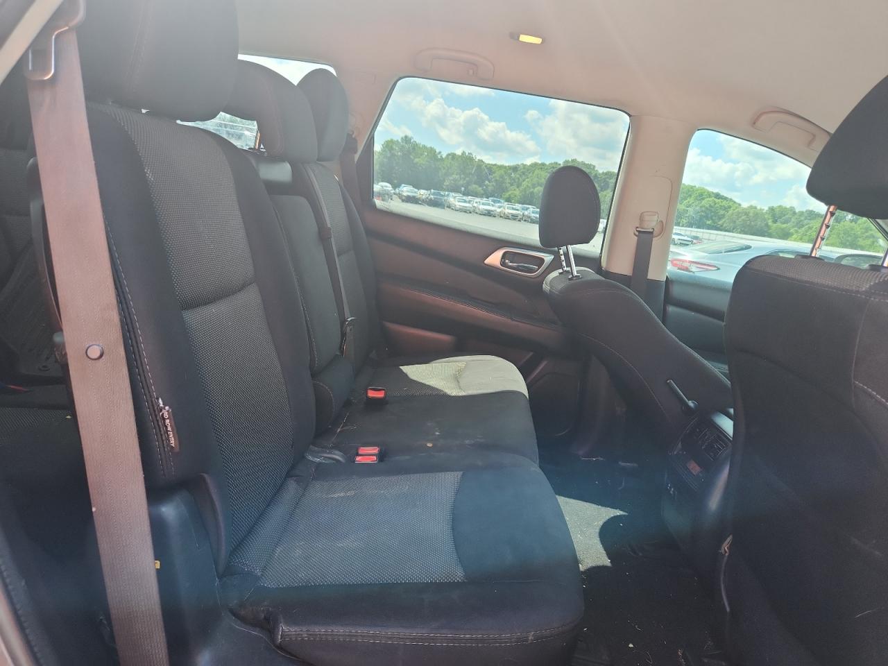 2020 Nissan Pathfinder S VIN: 5N1DR2AN5LC599781 Lot: 63232995