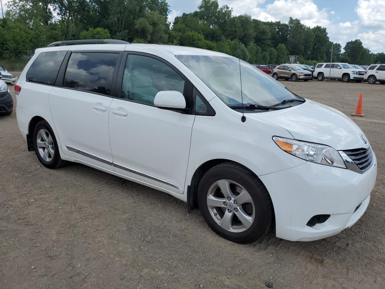 2012 Toyota Sienna Le VIN: 5TDKK3DC6CS210922 Lot: 66218775
