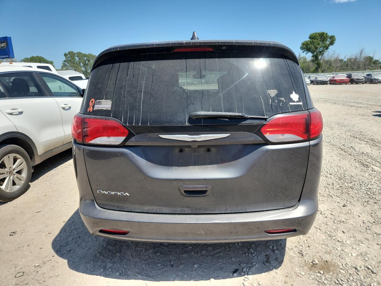 2017 Chrysler Pacifica Lx VIN: 2C4RC1CG6HR507063 Lot: 63944375