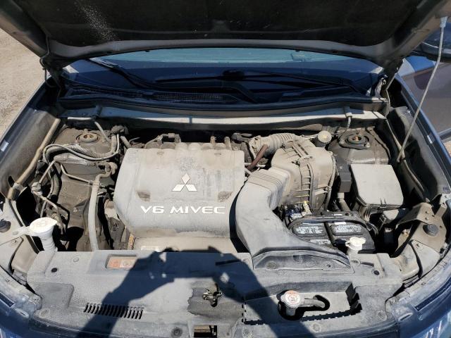 2020 MITSUBISHI OUTLANDER SE  