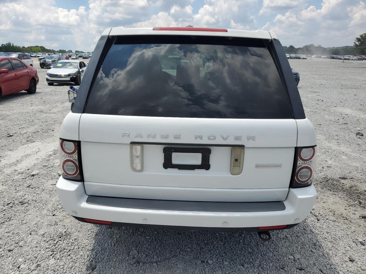 SALMF1E48BA335823 2011 Land Rover Range Rover Hse Luxury