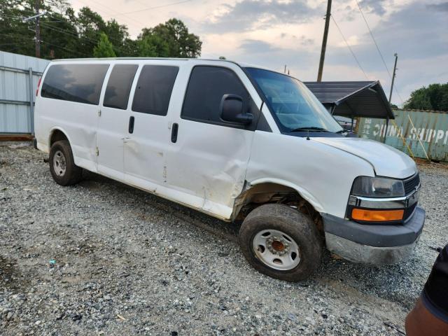  CHEVROLET EXPRESS 2015 Biały