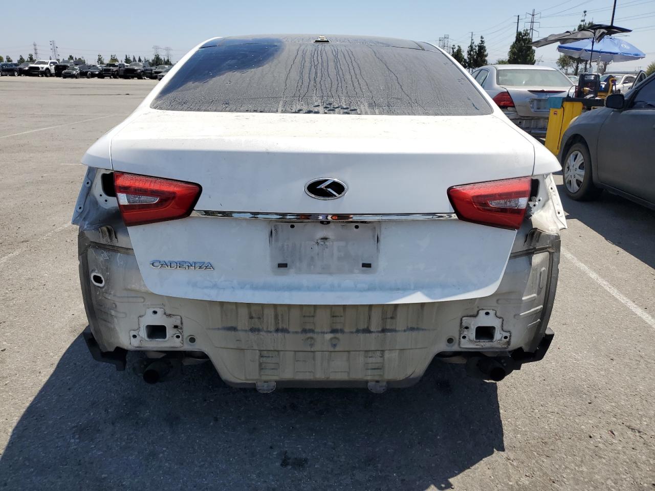 2014 Kia Cadenza Premium VIN: KNALN4D72E5123125 Lot: 63621675